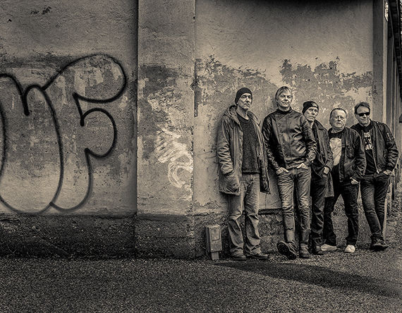 Brända Barn skyr inte elden