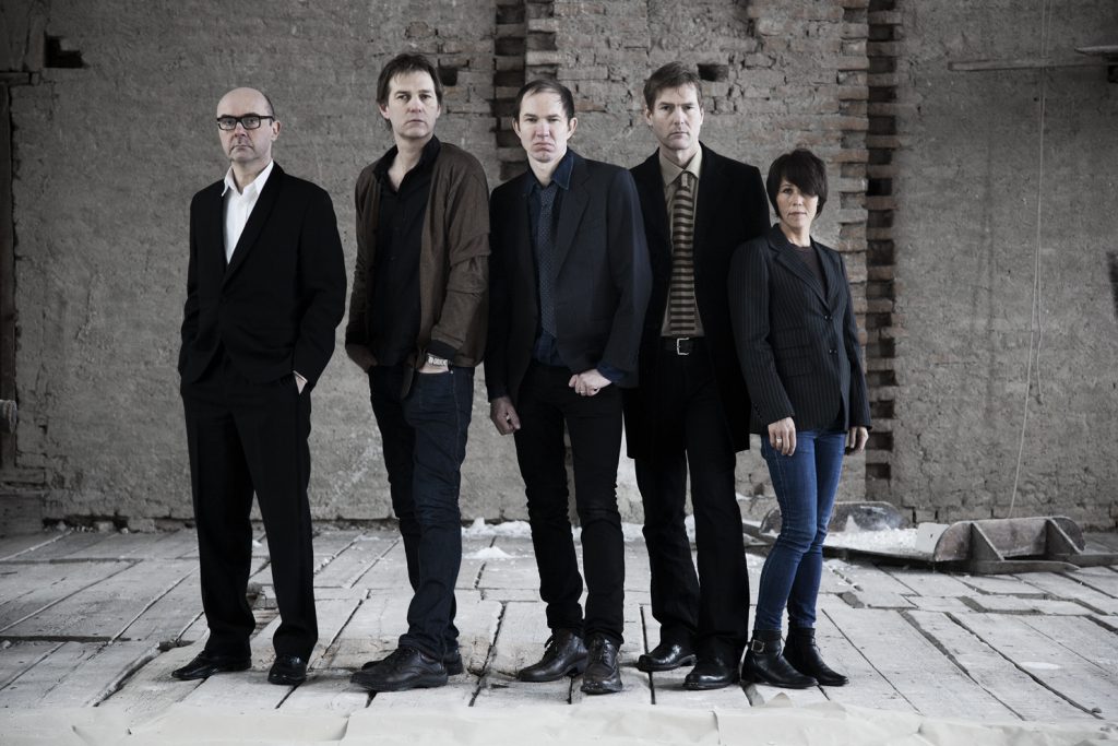 Docenterna: Jakten på den perfekta poplåten