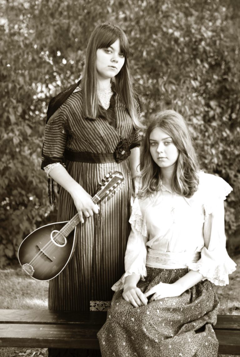 Inga syskonbråk i First Aid Kit