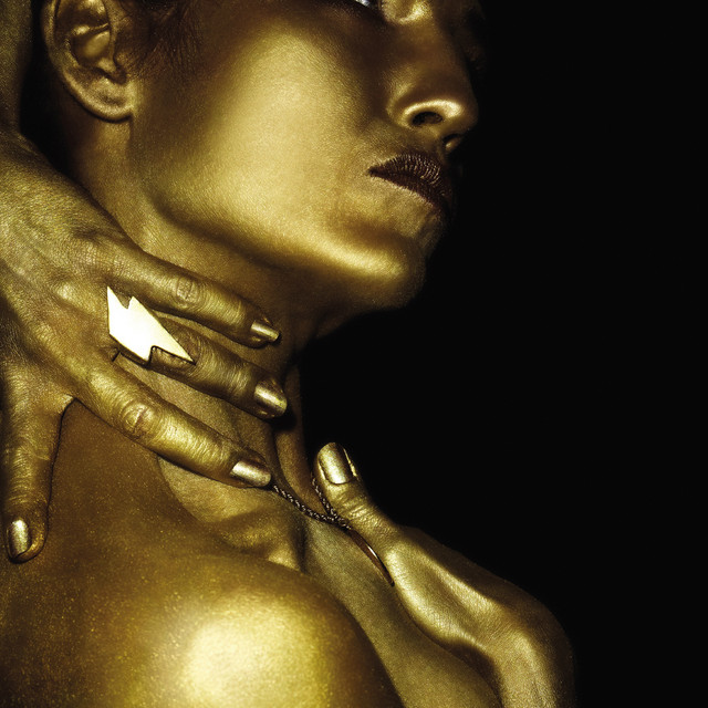 Joan as Police Woman – The Classic