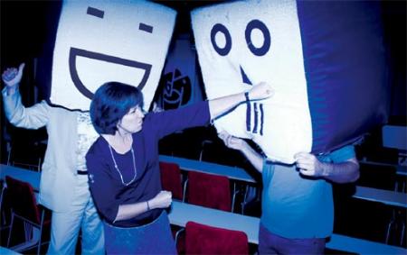 Mona Sahlin: Dödskalle och mästerligt möter…