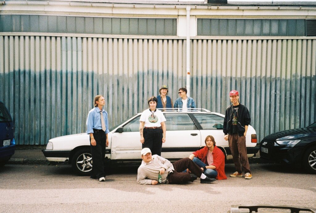 PREMIÄR: Zimmer Grandioso – Rat County